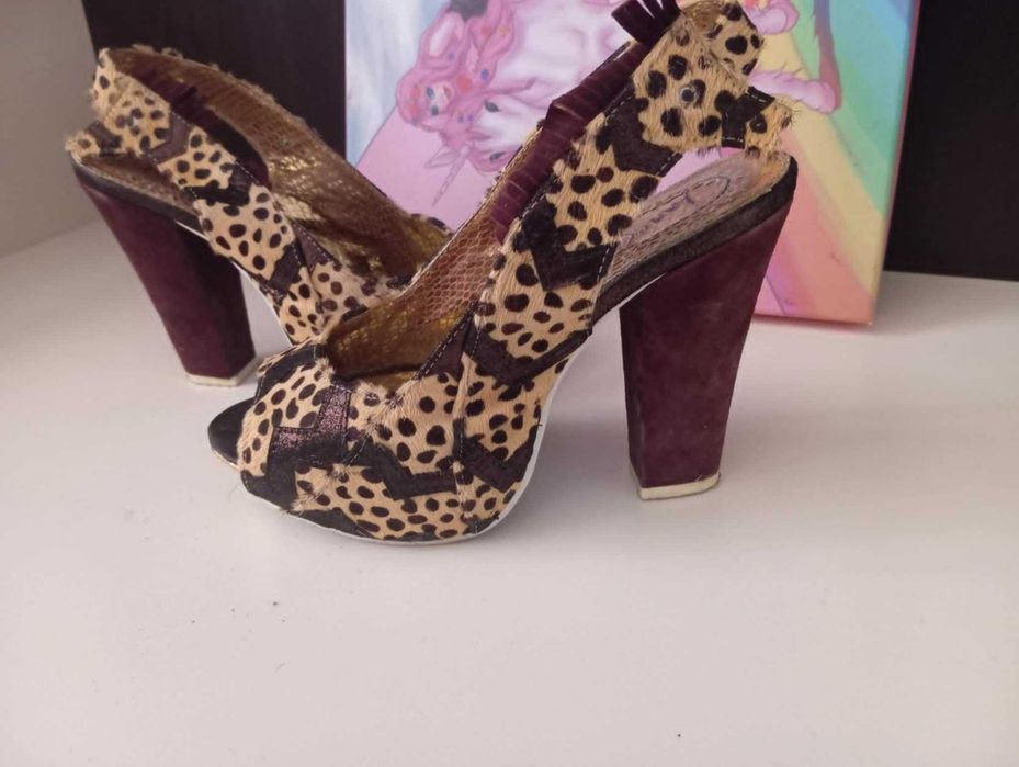 Сандали Irregular Choice тигрови
