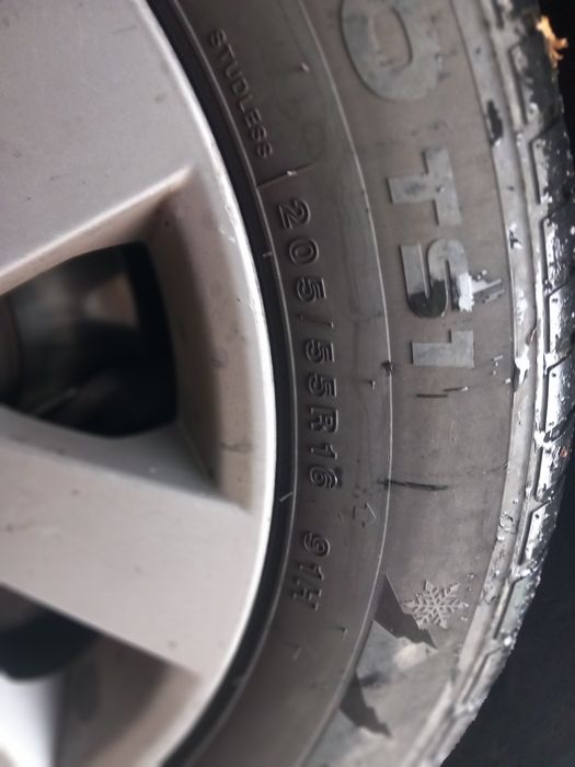 Jante de aliaj de 16 cu anvelope de iarnă!