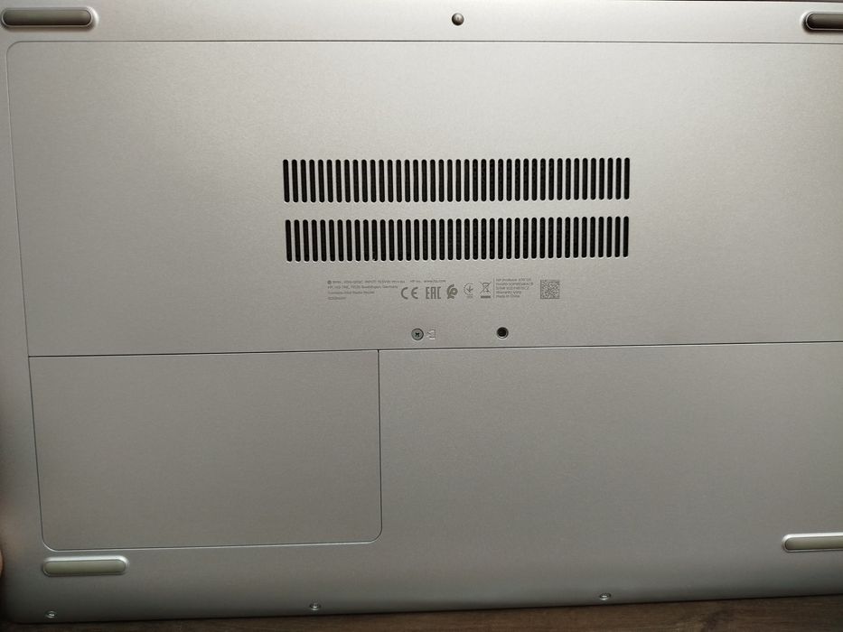 Продается ноутбук hp i5-8250U; 17" (probook)