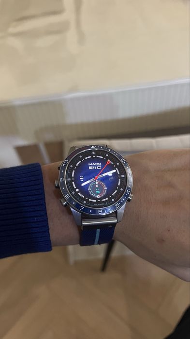 Часы Garmin marq2