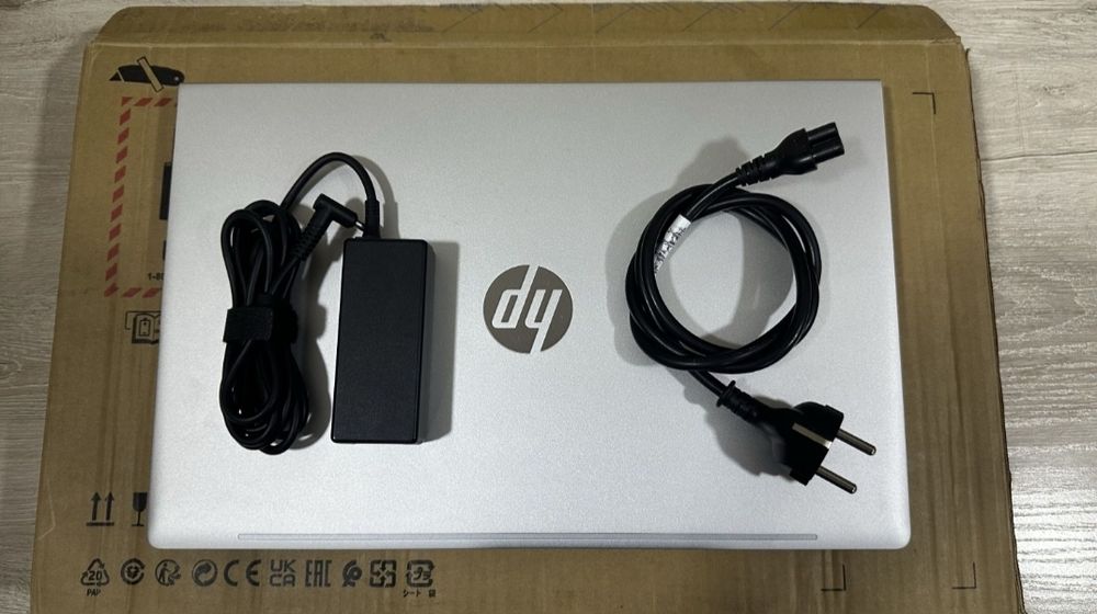 HP Laptop Notebook -15fc0124nia