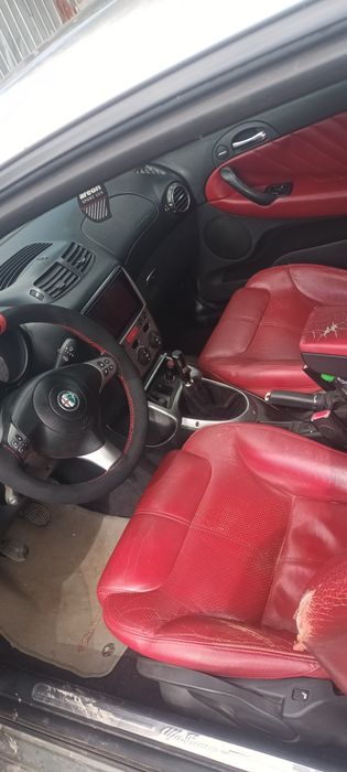 Vând alfa romeo gt