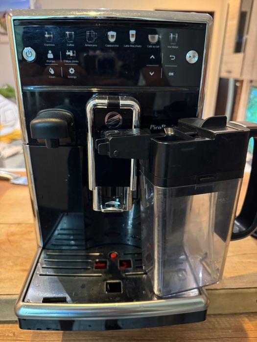 Кафемашина- Philips Saeco PicoBaristo Deluxe