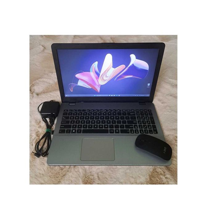 Laptop ASUS  VivoBook