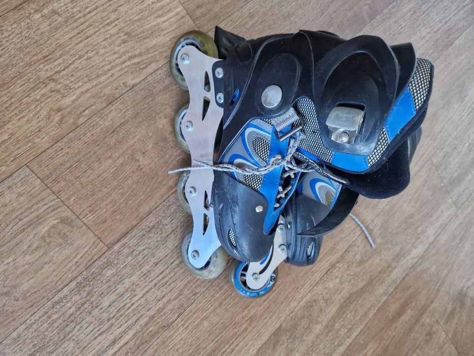 Продам роликовые коньки