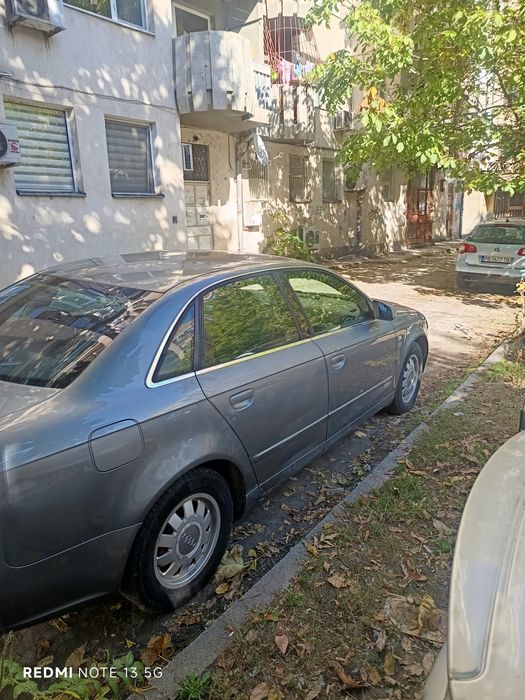 Ауди А4  1.6 бензин 102k