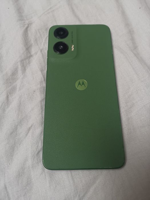 Продавам Moto G35 5G