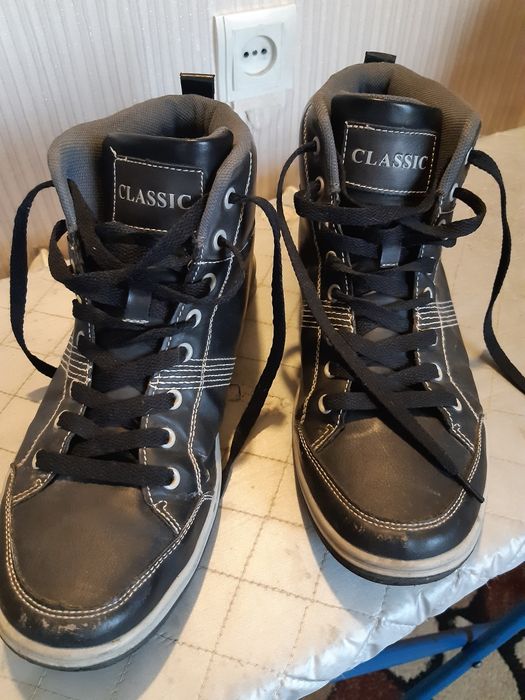 Кроссовки лёгкие,теплые,размер 42,