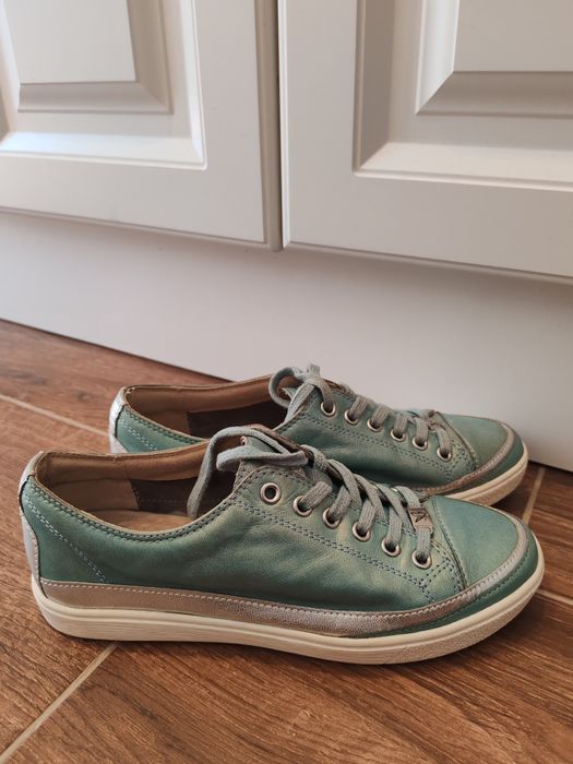 Sneaker low Caprice 35.5