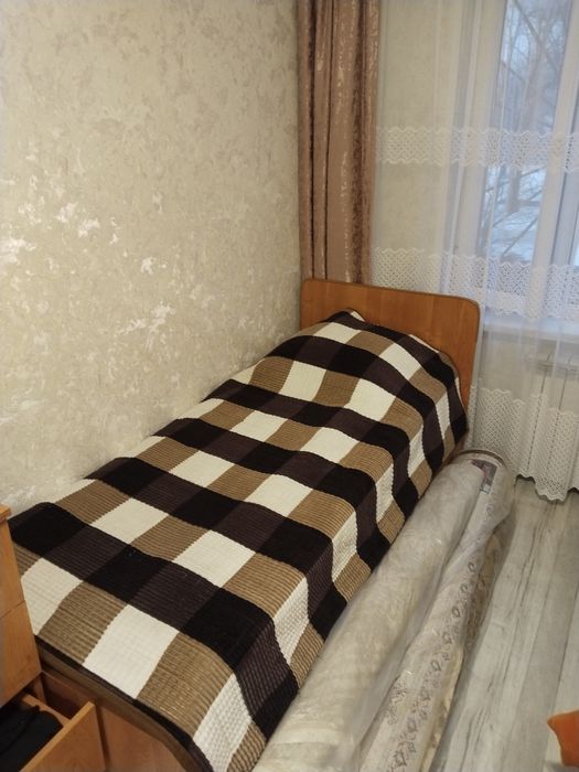 Продам кровать б/у