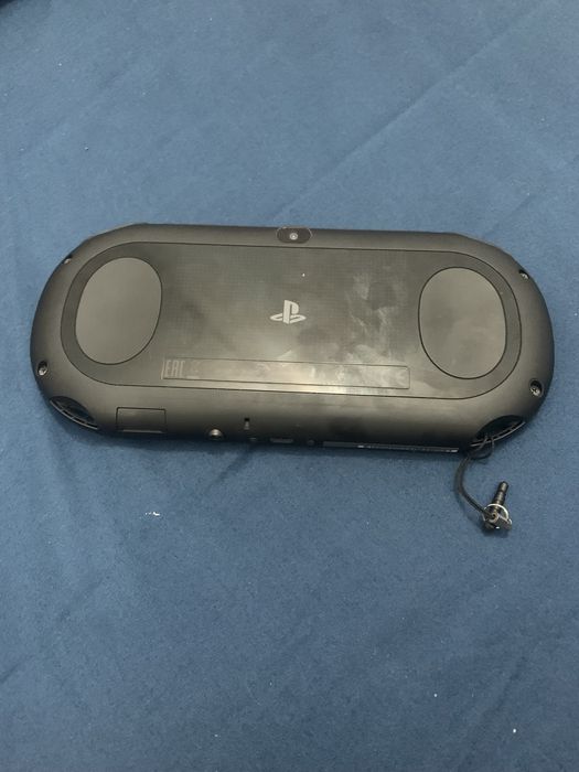 Ps Vita seria 2000 slim