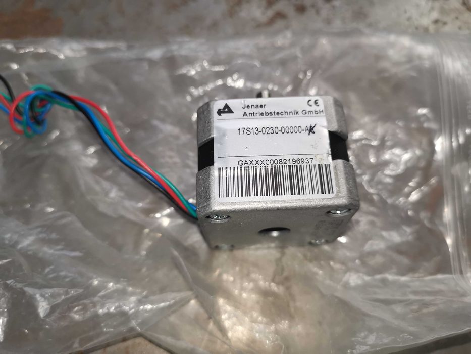 Motor Stepper 17S13-0230 JAT nou, nemtesc