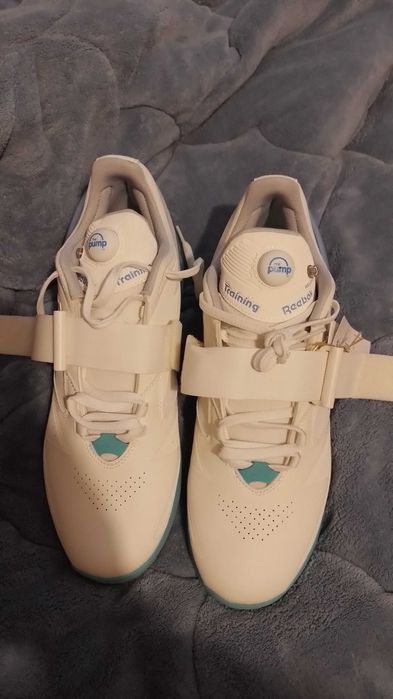 REEBOK LEGACY LIFTER III noi  marimea 47  in magazin sunt 1000 ron / 1500 ron