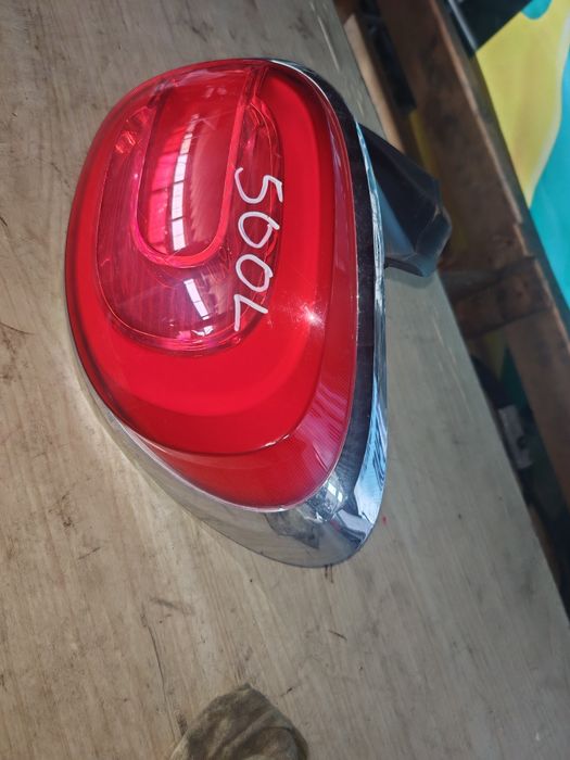 Десен стоп за Фиат 500L