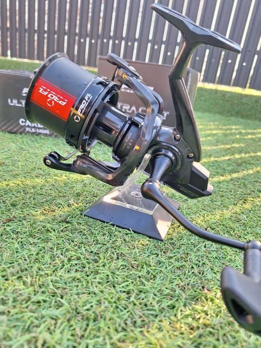 Set 4 Mulinete PRO FL Ultra Cast Flx 14000 Carbon
CARP CARBON FLX-1400