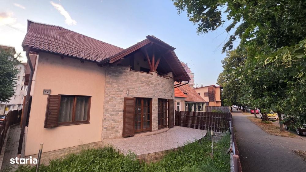 Casa individuala,situata in zona strada Crinilor