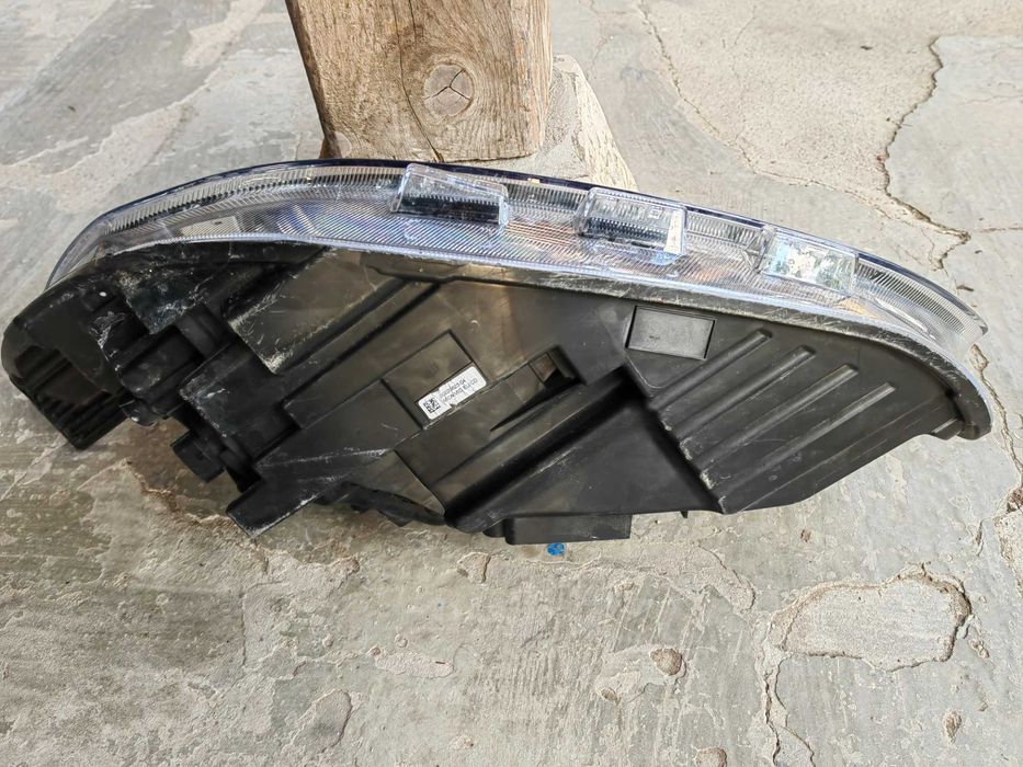 Фар Ford Focus MK4 FULL десен/Фар Форд Фокус 4 LED Оригинален