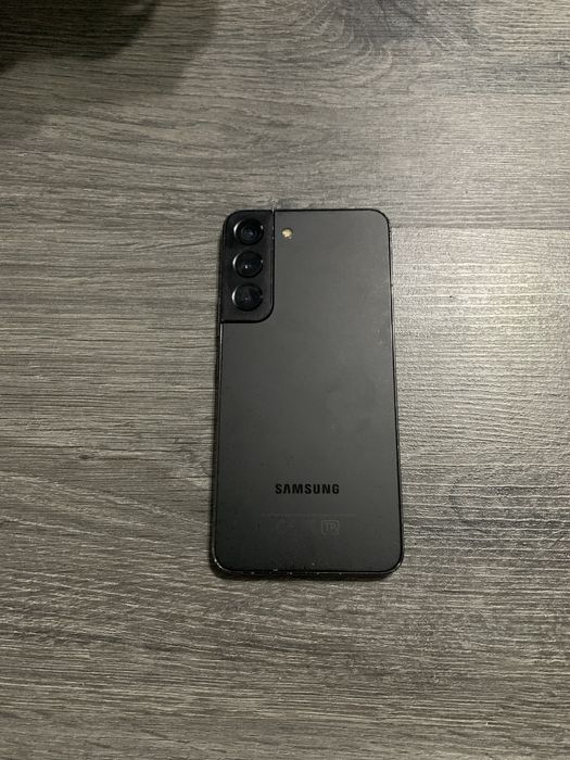 Продается Самсунг s22