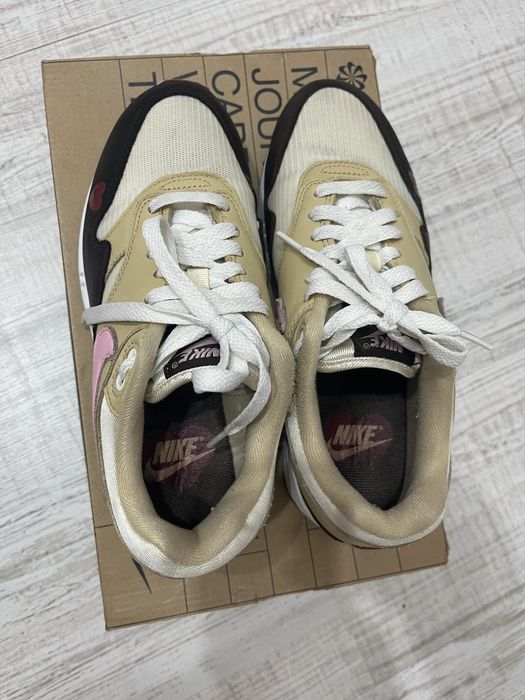 Маратонки марка NIKE