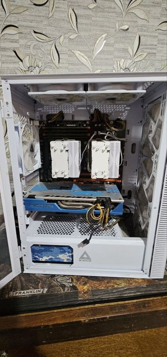 Компьютер с 2 процессорами
