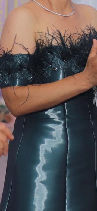 Официална рокля