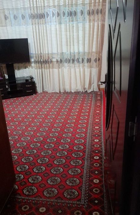 Tojmahal tomonda 3 xonali uy sotiladi