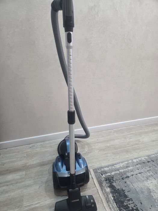 Пылесос Samsung  2100w