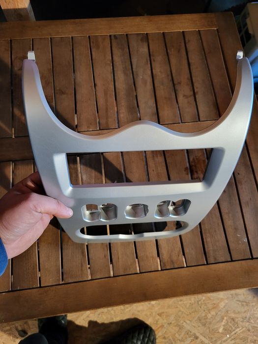 Rama Consola Centrala Logan ph2