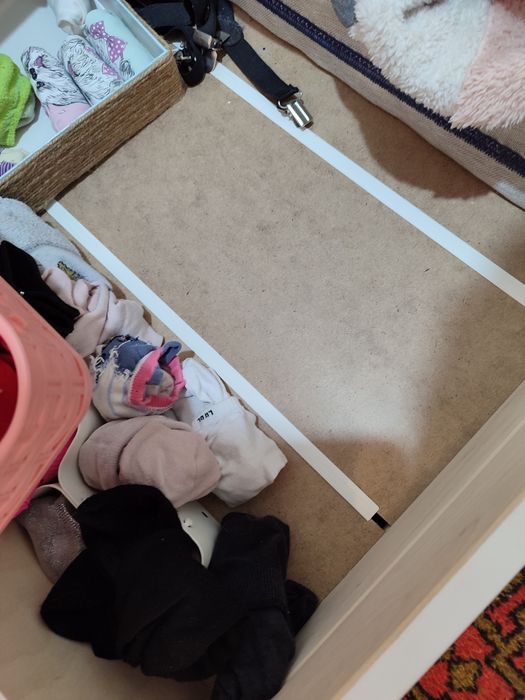 Продам кровать домик с ящиками и матрасом