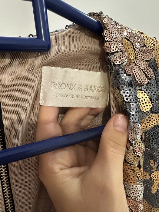 Платье Bronx Bango, для эффектного появления на вечерах!