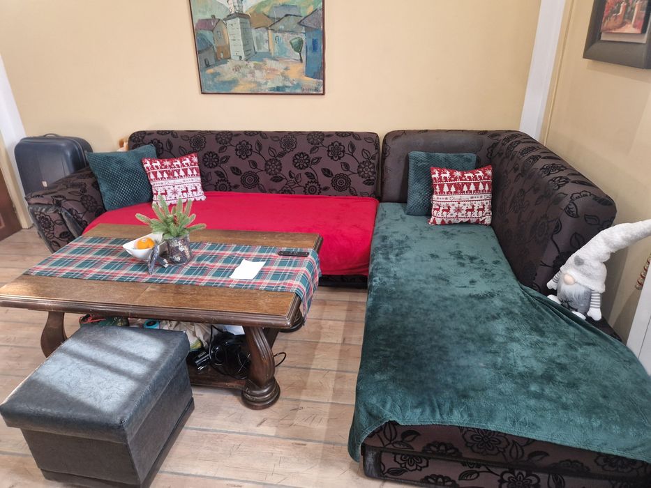 Ъглов разтегателен диван