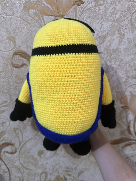 Продается вязаный миньон, ручной работы.30 на 15 см