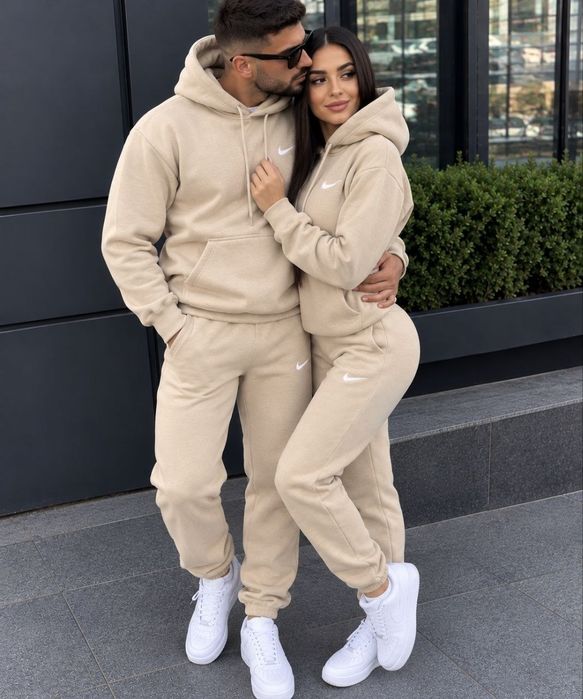 Trening vătuit unisex la oferta