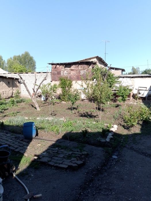 Продаётся дом в городе Чирчик ориентир Юмалак Хавас