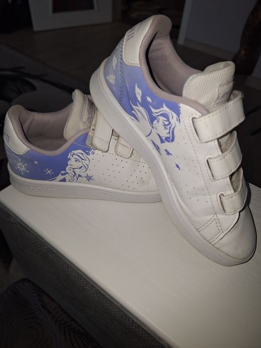 Адидас маратонки 33 номер