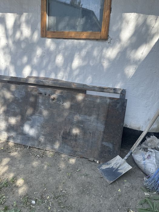 двер наружный металь