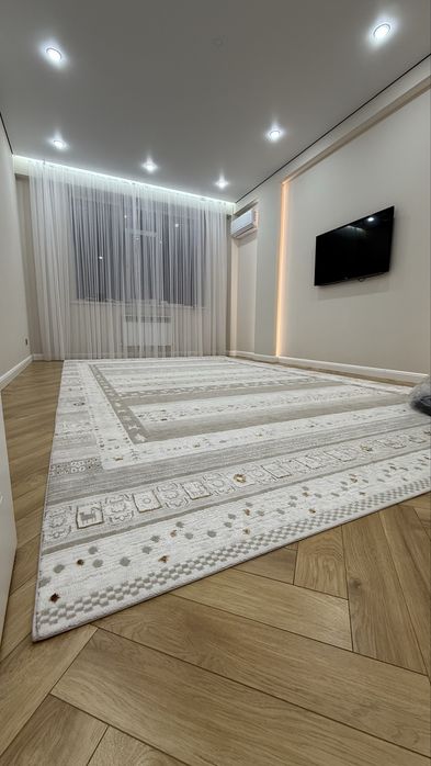 Ковер 5х3,5 почти новый