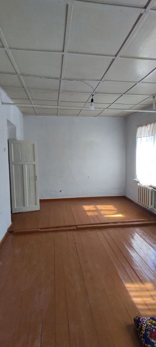 Кибрай тумани Ок-ковок м.ф.й да 4хона 6сотик хонадон сотилади