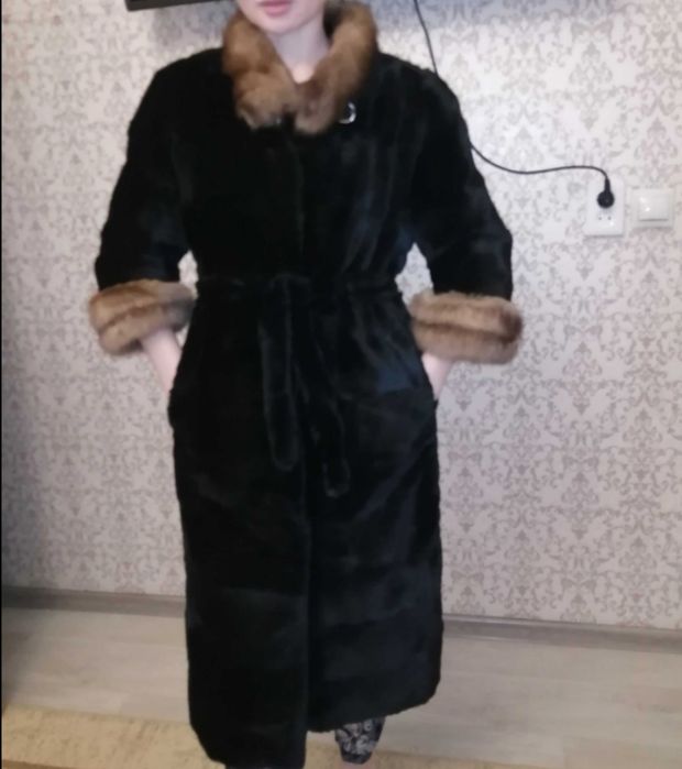 Продам норковую шубу