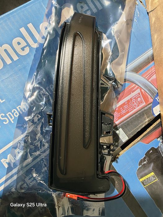 2 бр. Динамични LED светлини за странични огледала за Mercedes