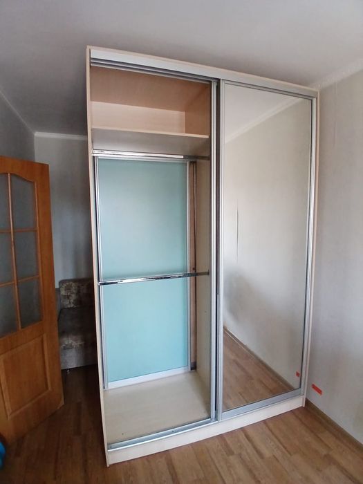 Продам шкаф,шифонер есть доставка