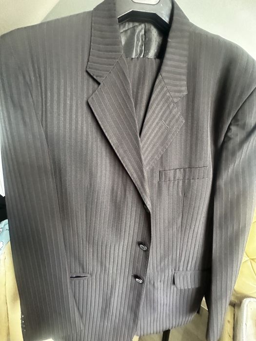 Костюмы мужские  .
