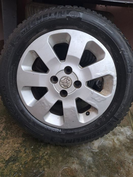 Vând jante 195/60R15