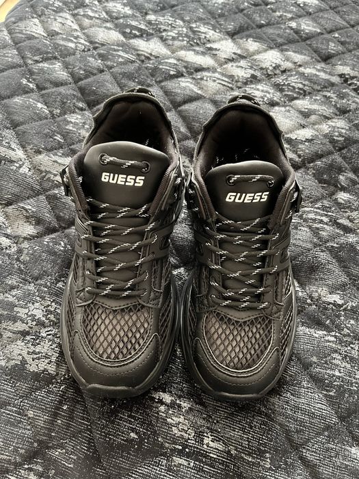 Дамски обувки GUESS