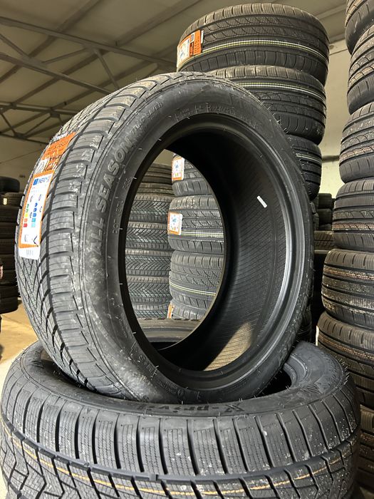 Нови всесезонни 245/45R18 100YXL A/STRACSAVER TRACMAX Нов ДОТ