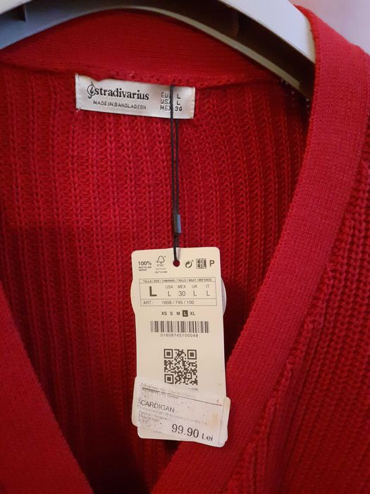 Cardigan rosu Stradivarius