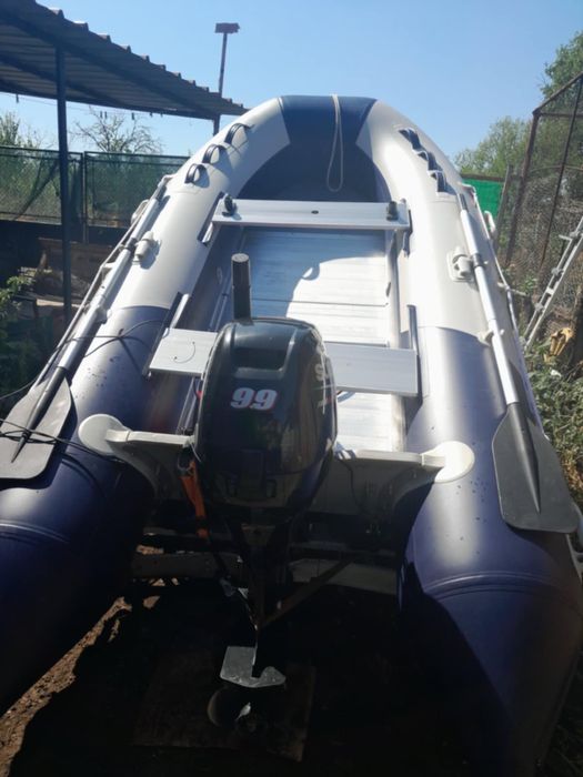 Лодка ProMarine с двигател Suzuki