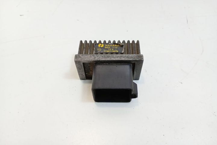 Releu bujii 7700115078 Renault Laguna a 2-a generatie seria