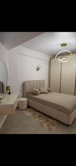 Inchiriez Apartament!