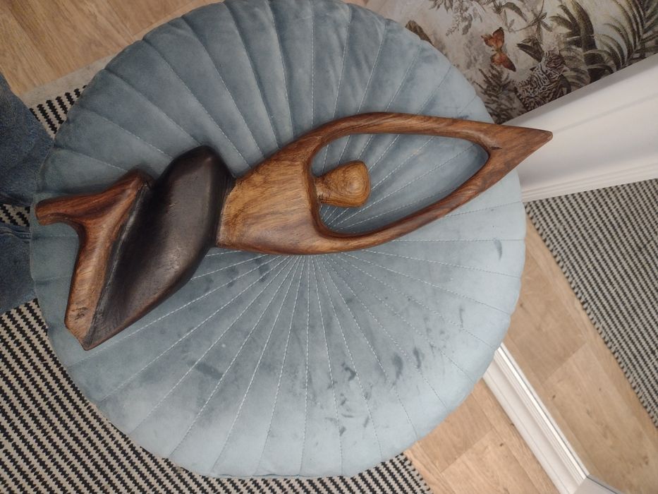 Statueta stil modernist